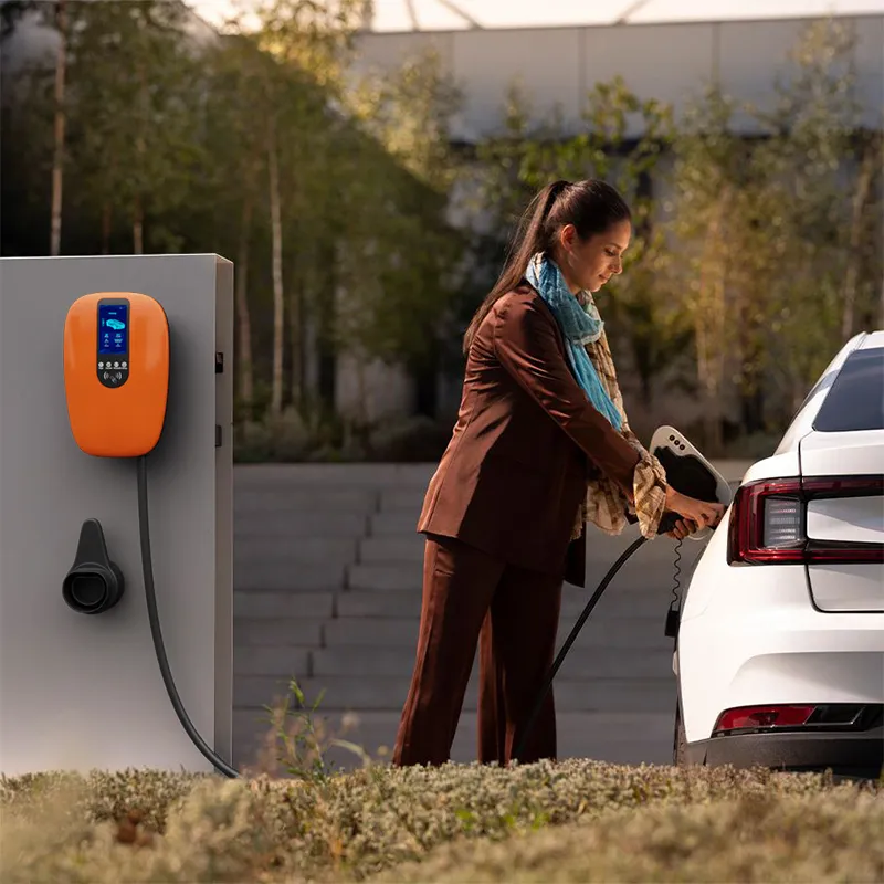 Mejor precio Estación de carga para vehículos eléctricos EV Ocpp 1,6 Type2 7kw/22kw/11kw 220V Cargador de coche 